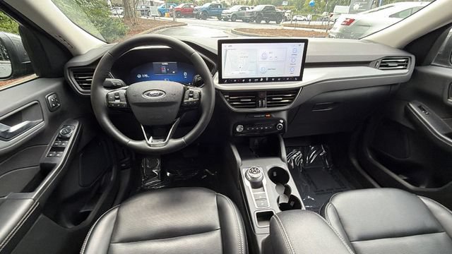 Certified 2024 Ford Escape Platinum AWD/4WD image 25