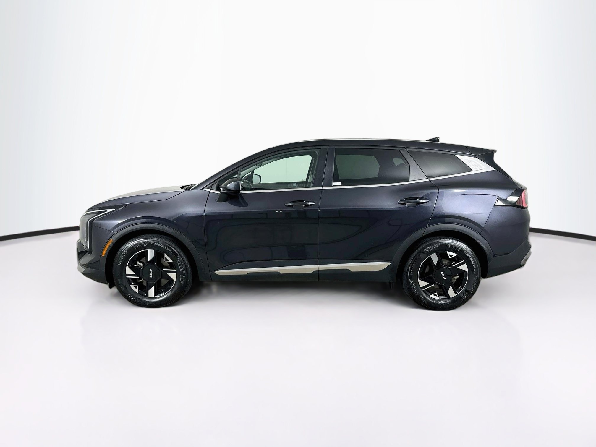 Used 2026 Kia Sportage LX FWD image 4