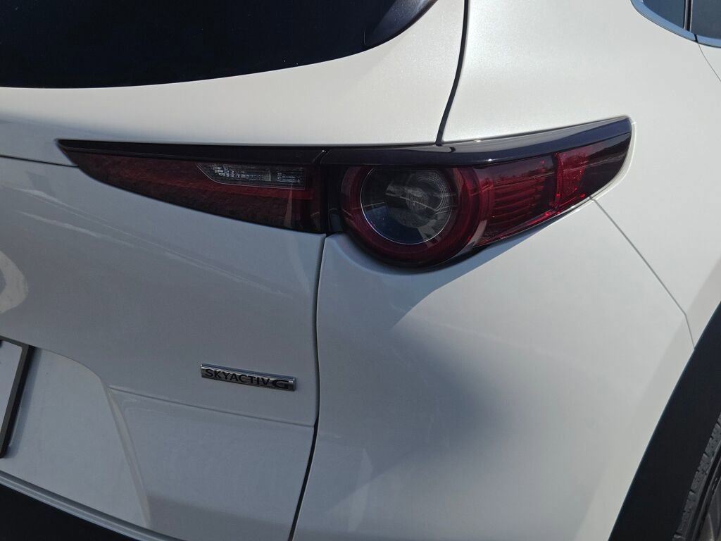 Used 2022 MAZDA CX-30 AWD 2.5 S w/ Select Package image 11