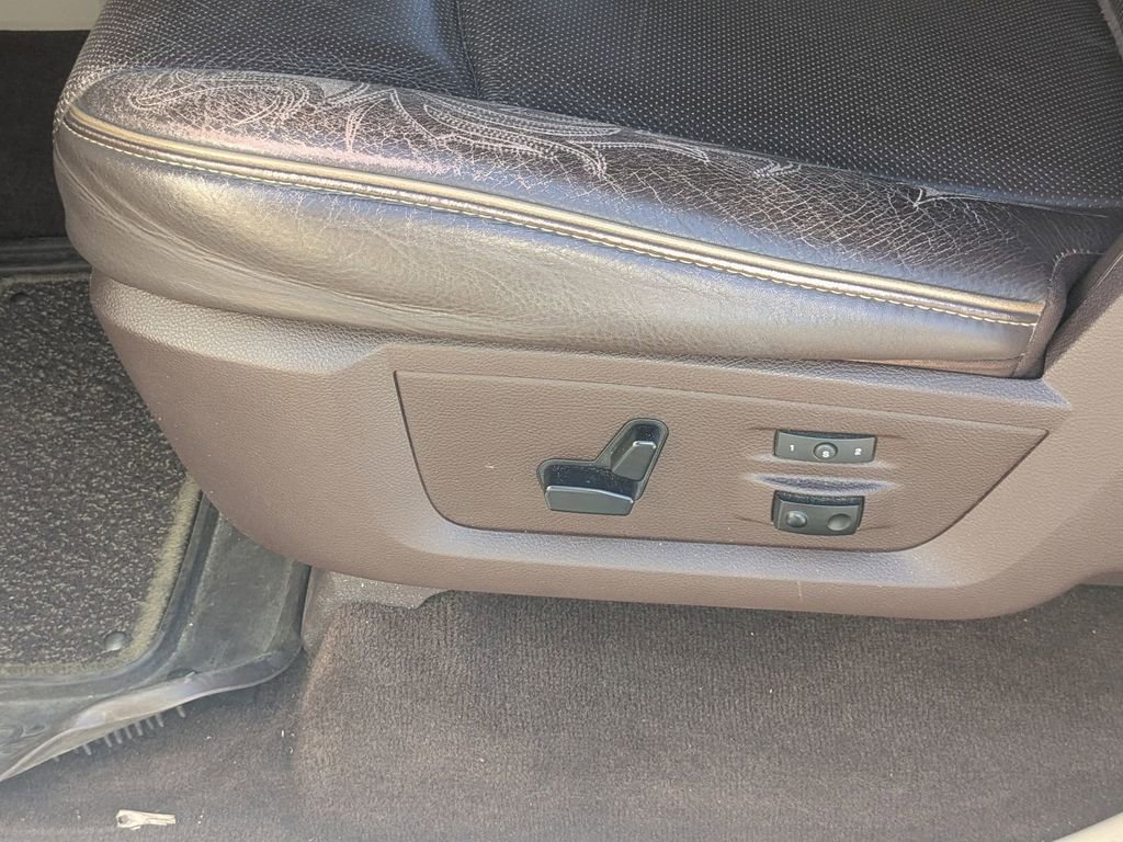 Used 2013 RAM 1500 Laramie Longhorn w/ Convenience Group image 18