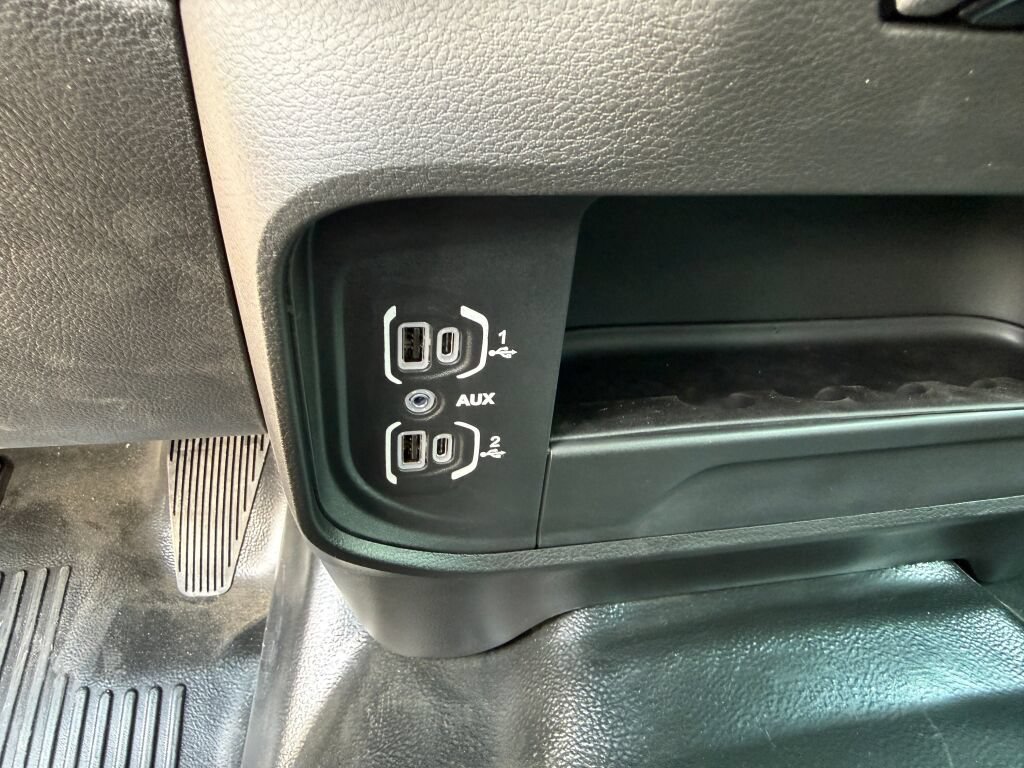 New 2026 RAM 3500 Tradesman AWD/4WD image 29