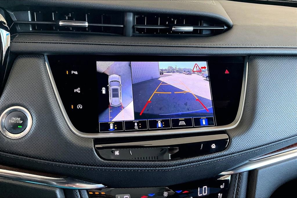 Used 2023 Cadillac XT5 Premium Luxury w/ Technology Package FWD image 10