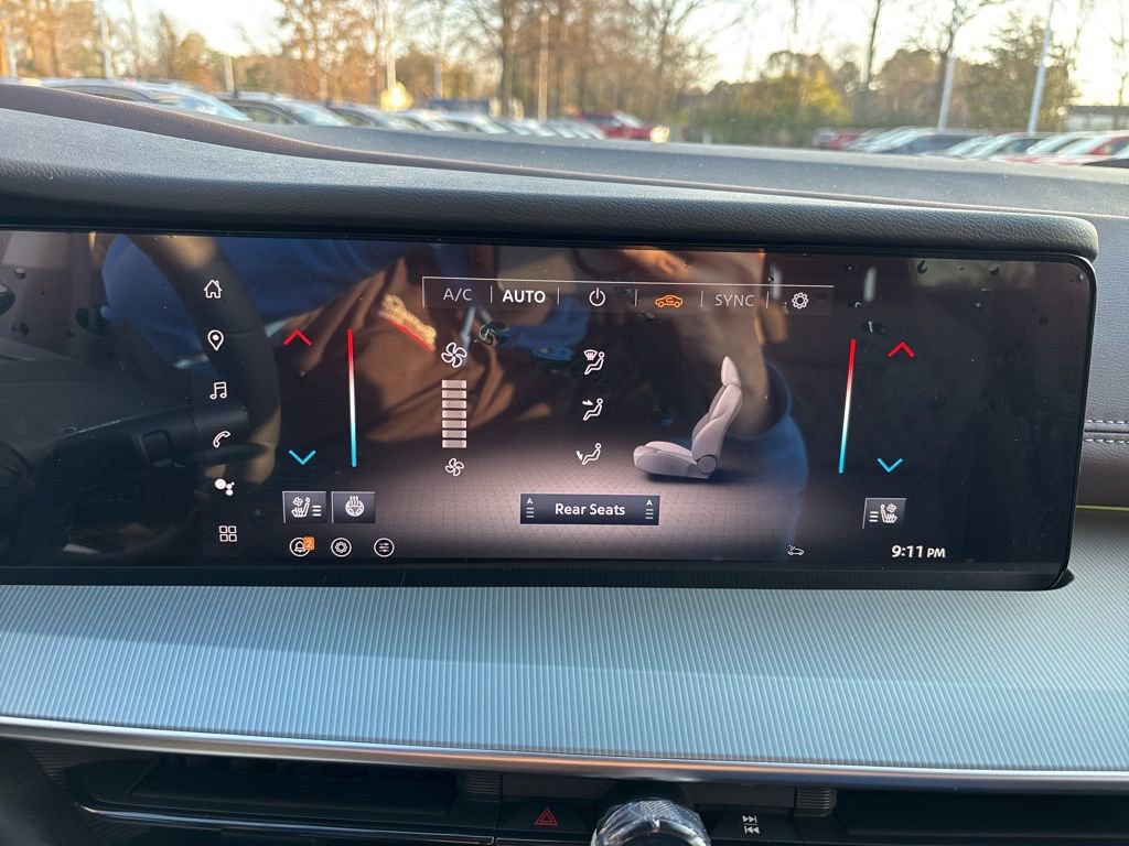 New 2026 Nissan Murano Platinum w/ Cargo Package AWD/4WD image 13