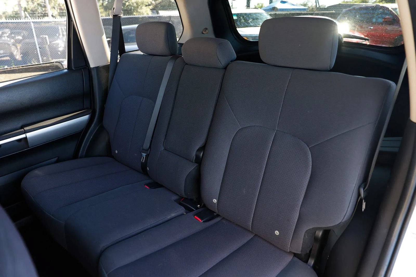 Used 2006 Mitsubishi Endeavor LS FWD image 19