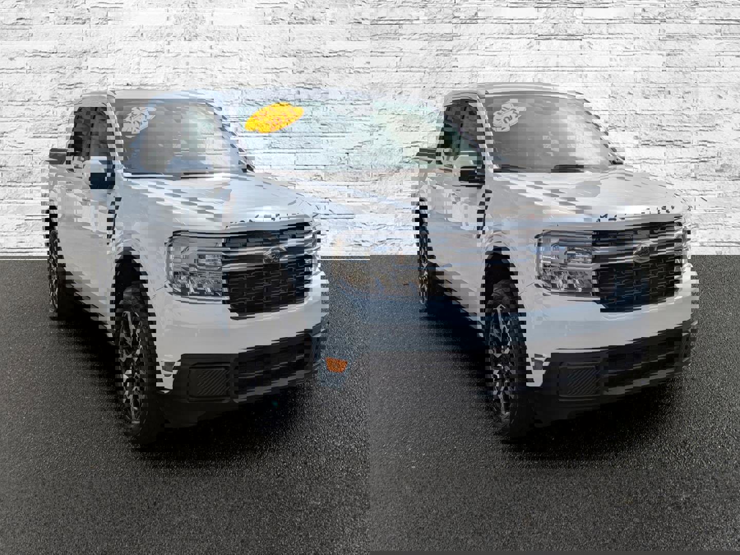 Used 2023 Ford Maverick Lariat w/ Lariat Luxury Package image 4