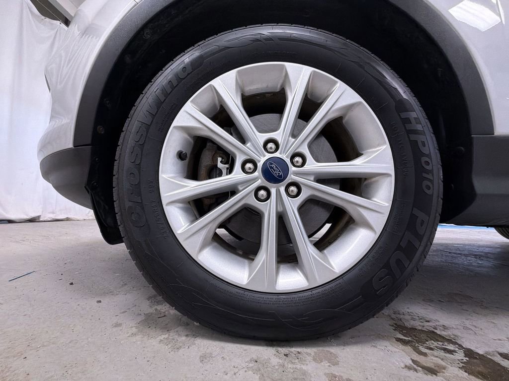 Used 2018 Ford Escape SEL image 13