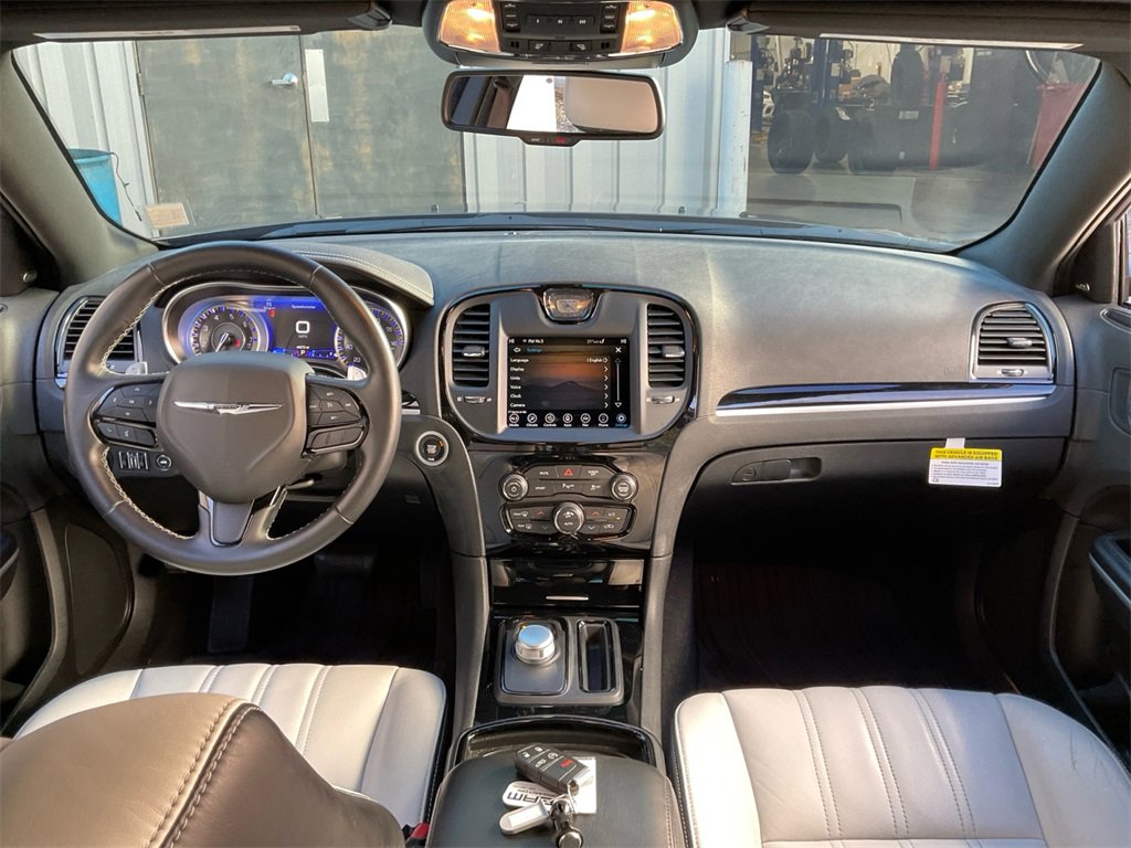 Used 2021 Chrysler 300 S w/ Popular Equipment Group image 18