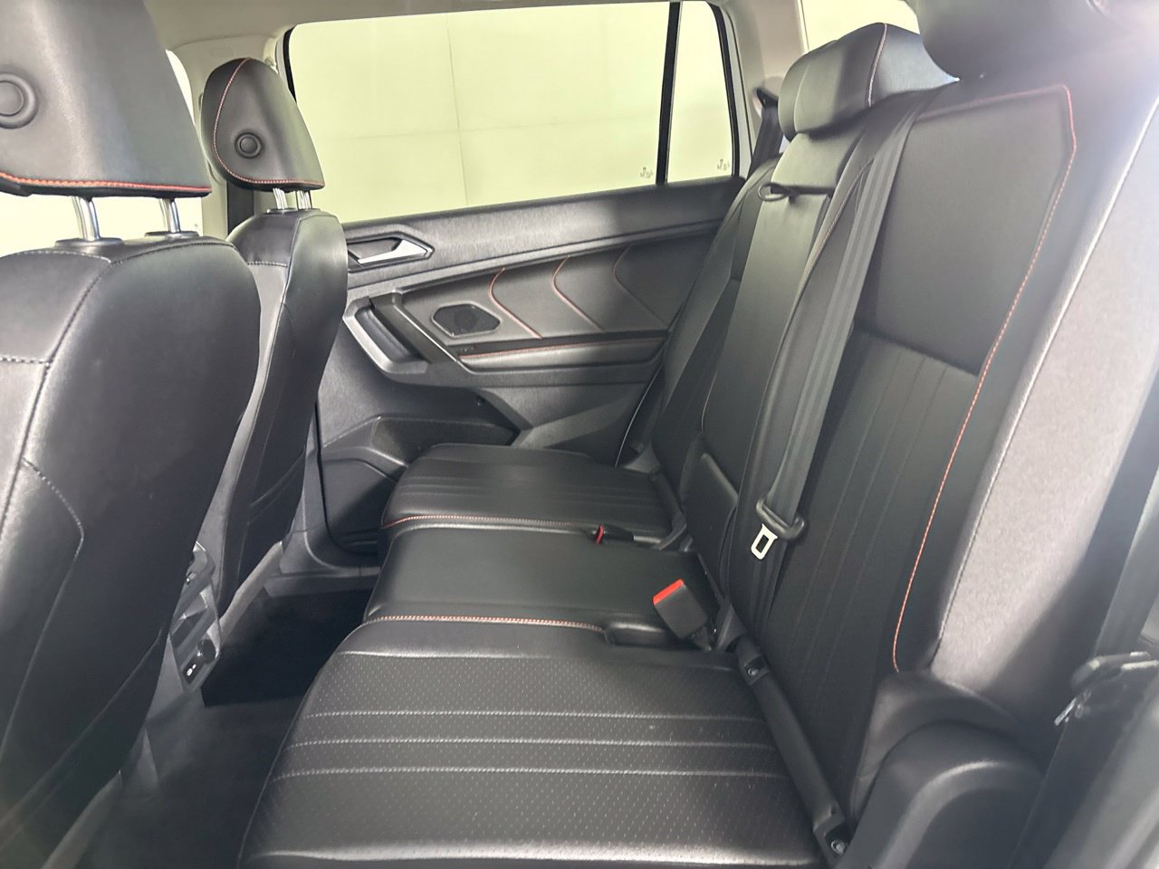 Used 2024 Volkswagen Tiguan Wolfsburg Edition FWD image 23