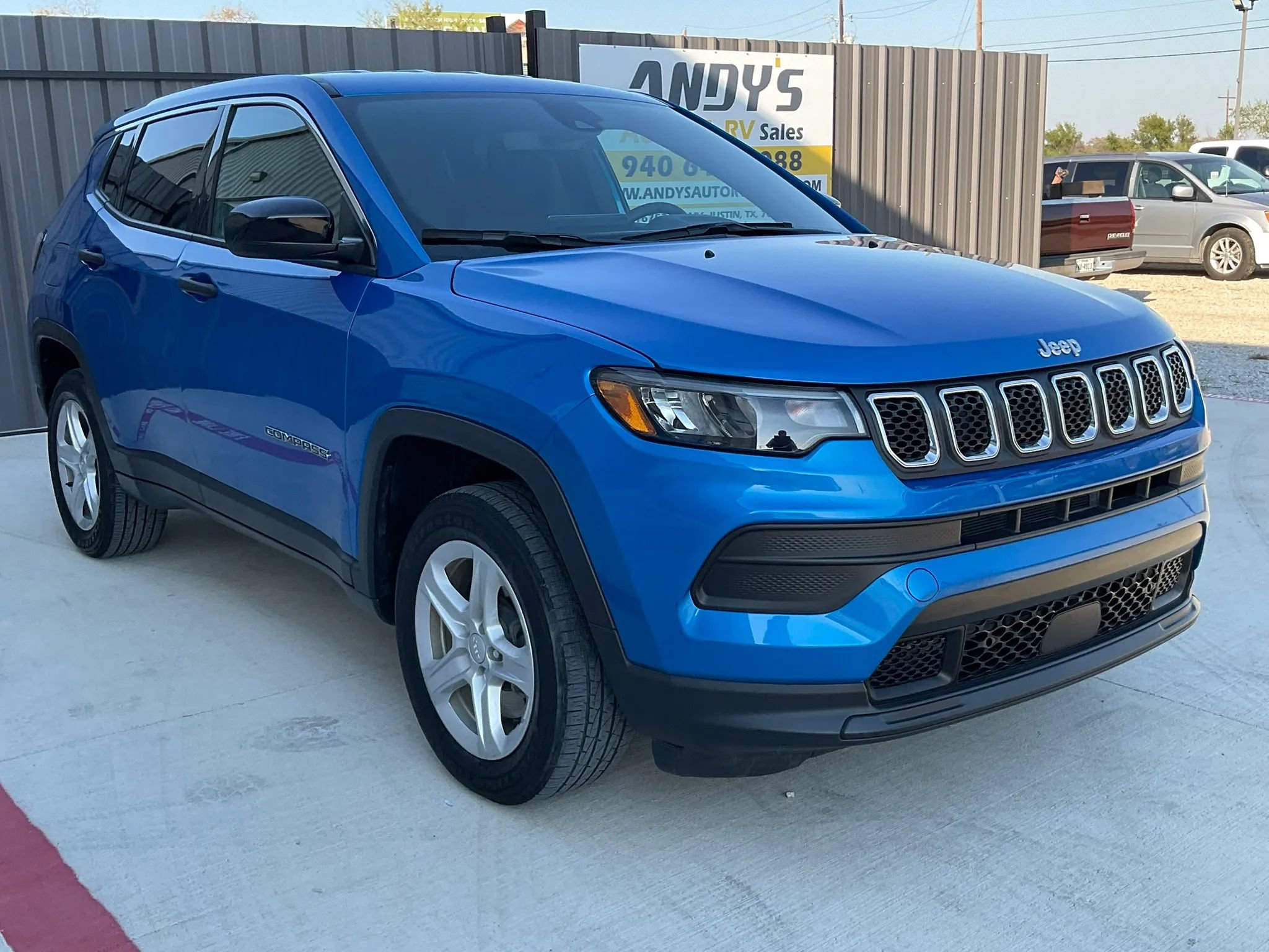 Used 2023 Jeep Compass Sport AWD/4WD image 11