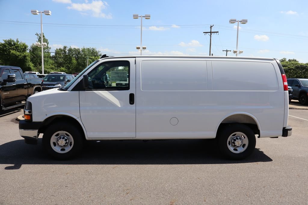 New 2025 Chevrolet Express 2500 w/ Driver Convenience Package image 22