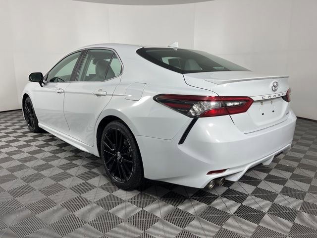 Used 2023 Toyota Camry XSE image 7