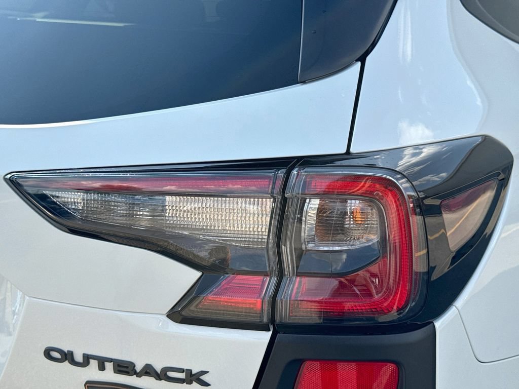 Certified 2025 Subaru Outback Wilderness w/ Wilderness Package AWD/4WD image 37