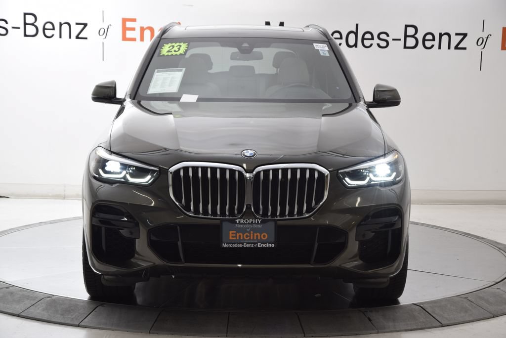 Used 2023 BMW X5 xDrive40i w/ M Sport Package AWD/4WD image 9