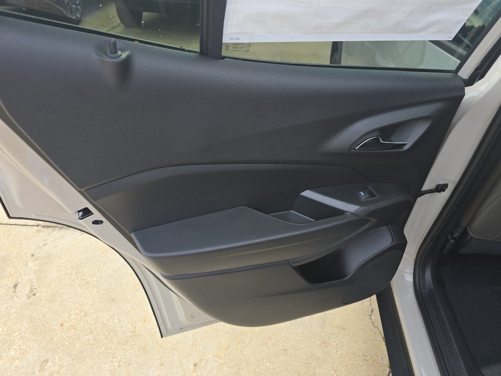 New 2026 Chevrolet Trax ACTIV w/ Driver Confidence Package FWD image 11