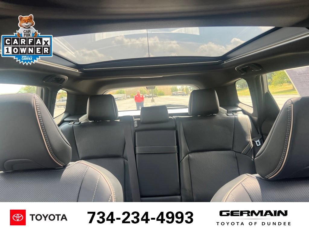 Used 2025 Toyota Crown Signia AWD/4WD image 26