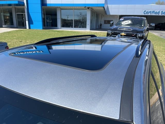 Used 2024 Chevrolet Traverse RS image 6