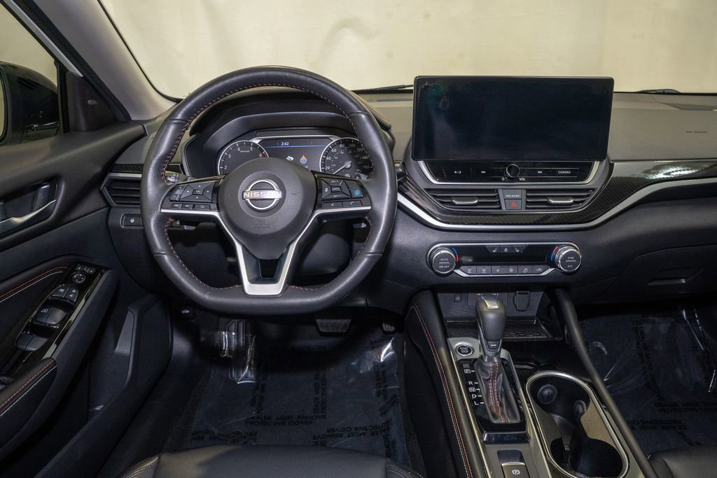 Certified 2023 Nissan Altima 2.0 SR image 6