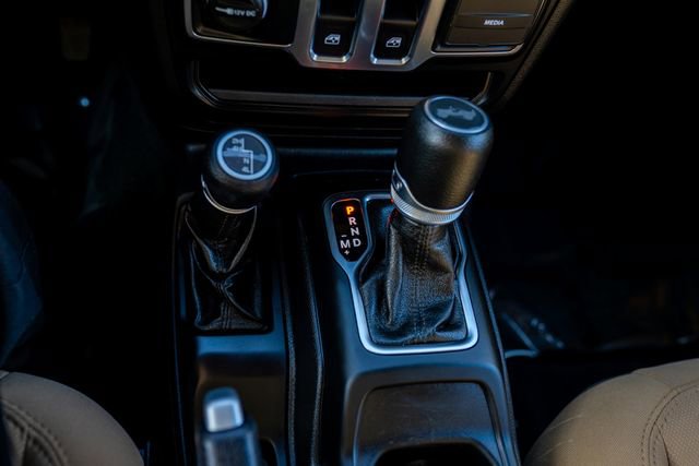 Used 2021 Jeep Wrangler Sport S image 30