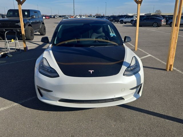 Used 2021 Tesla Model 3 Standard Range Plus image 2