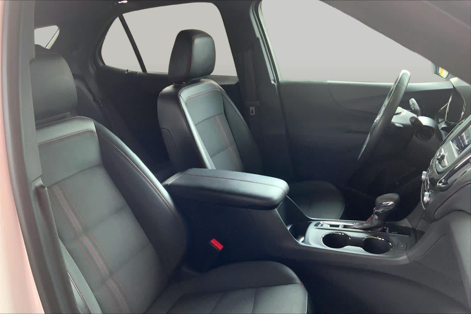 Used 2023 Chevrolet Equinox RS FWD image 9