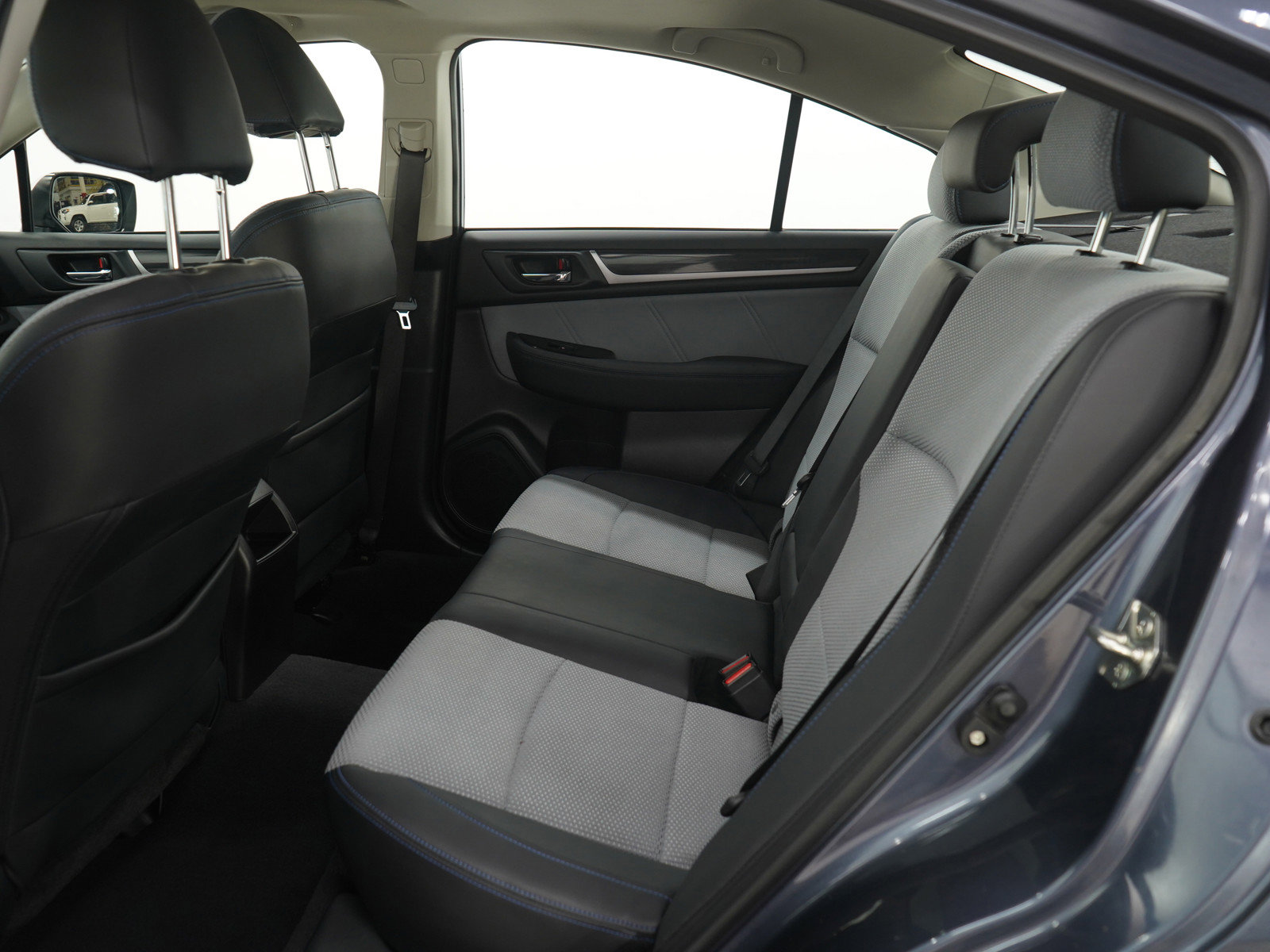 Used 2017 Subaru Legacy 2.5i Sport w/ Popular Package #2A image 12