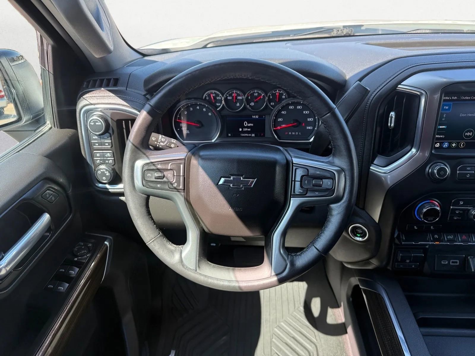 Used 2021 Chevrolet Silverado 1500 LT Trail Boss w/ Bed Protection Package image 14