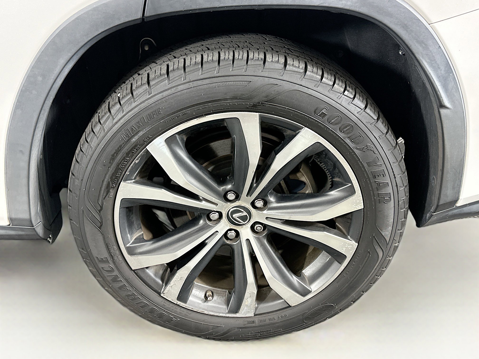 Used 2018 Lexus RX 350L FWD image 11