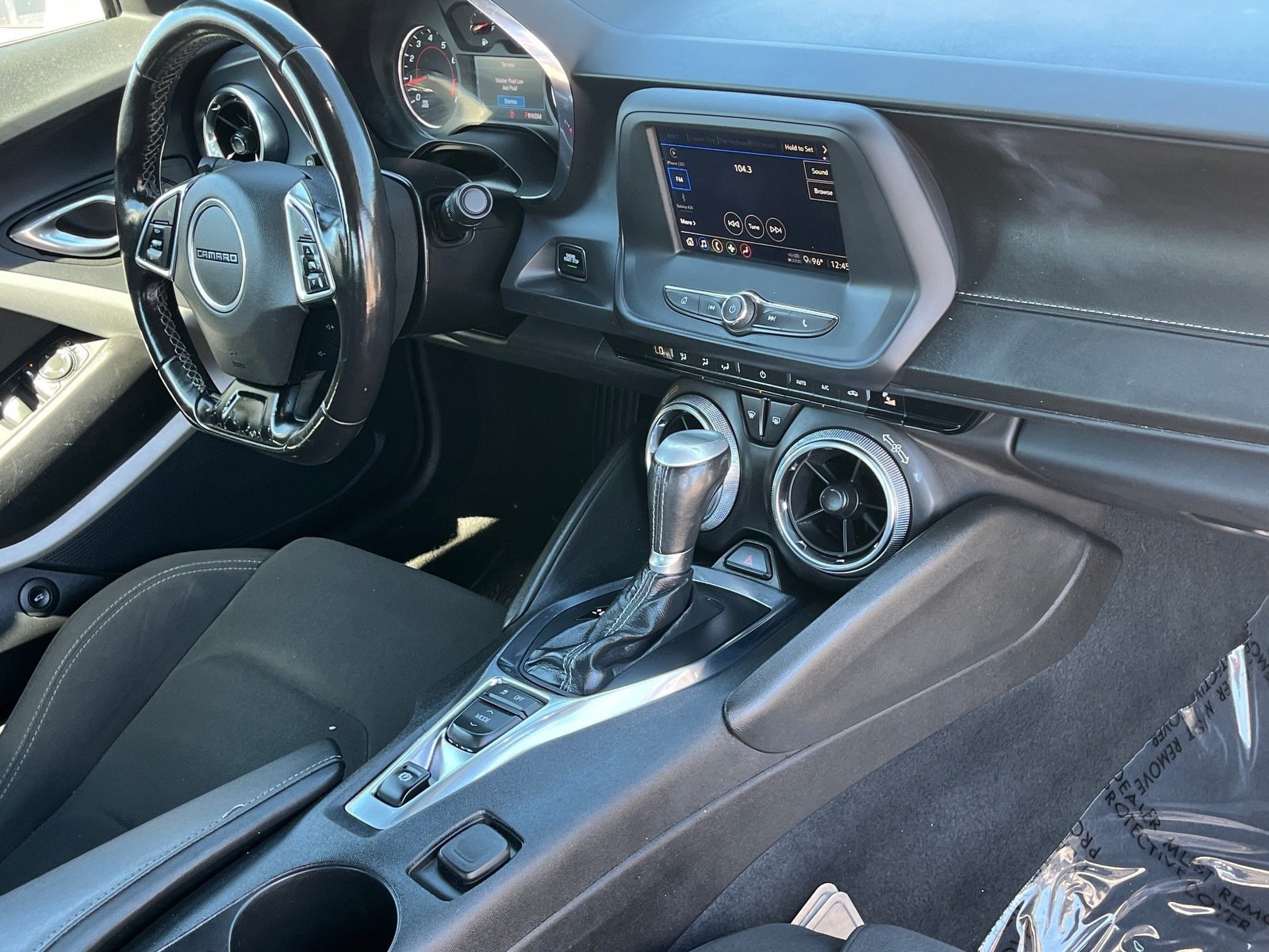 Used 2023 Chevrolet Camaro LT RWD image 9