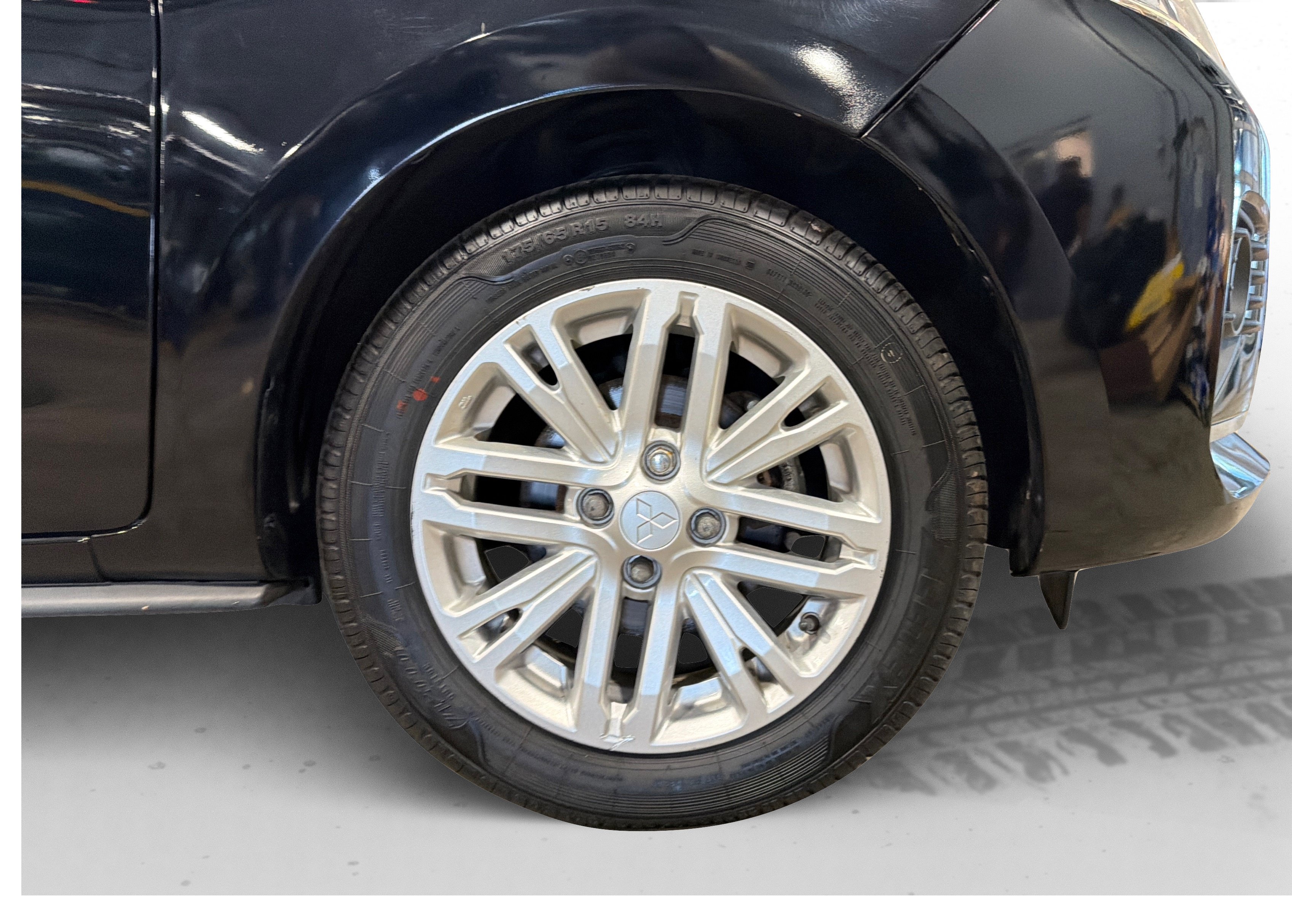 Used 2024 Mitsubishi Mirage G4 SE FWD image 47