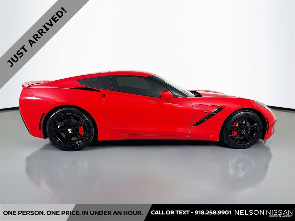 Used 2016 Chevrolet Corvette Stingray Coupe w/ 2LT Preferred Equipment Group image 4