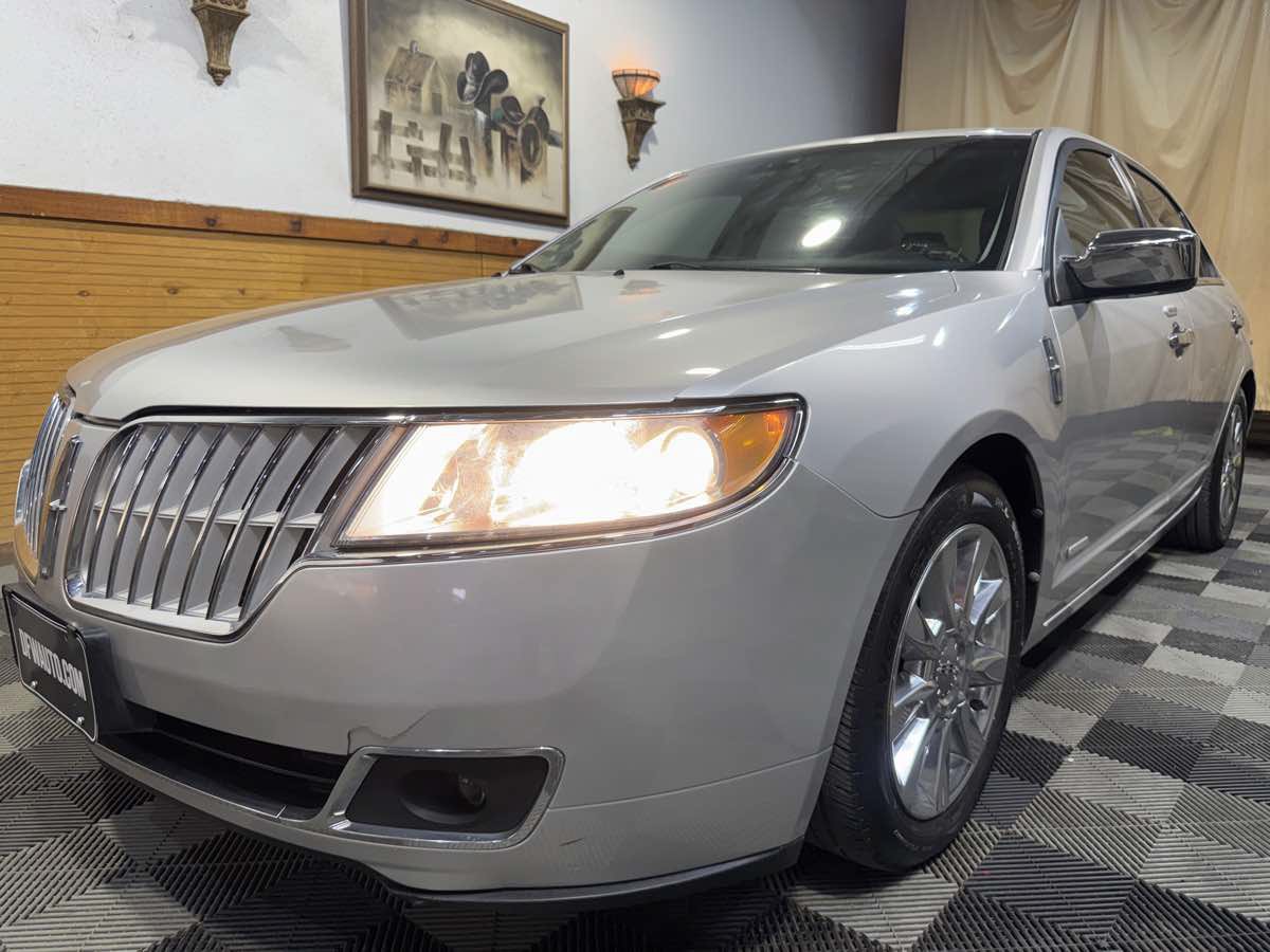 Used 2012 Lincoln MKZ Hybrid FWD image 5