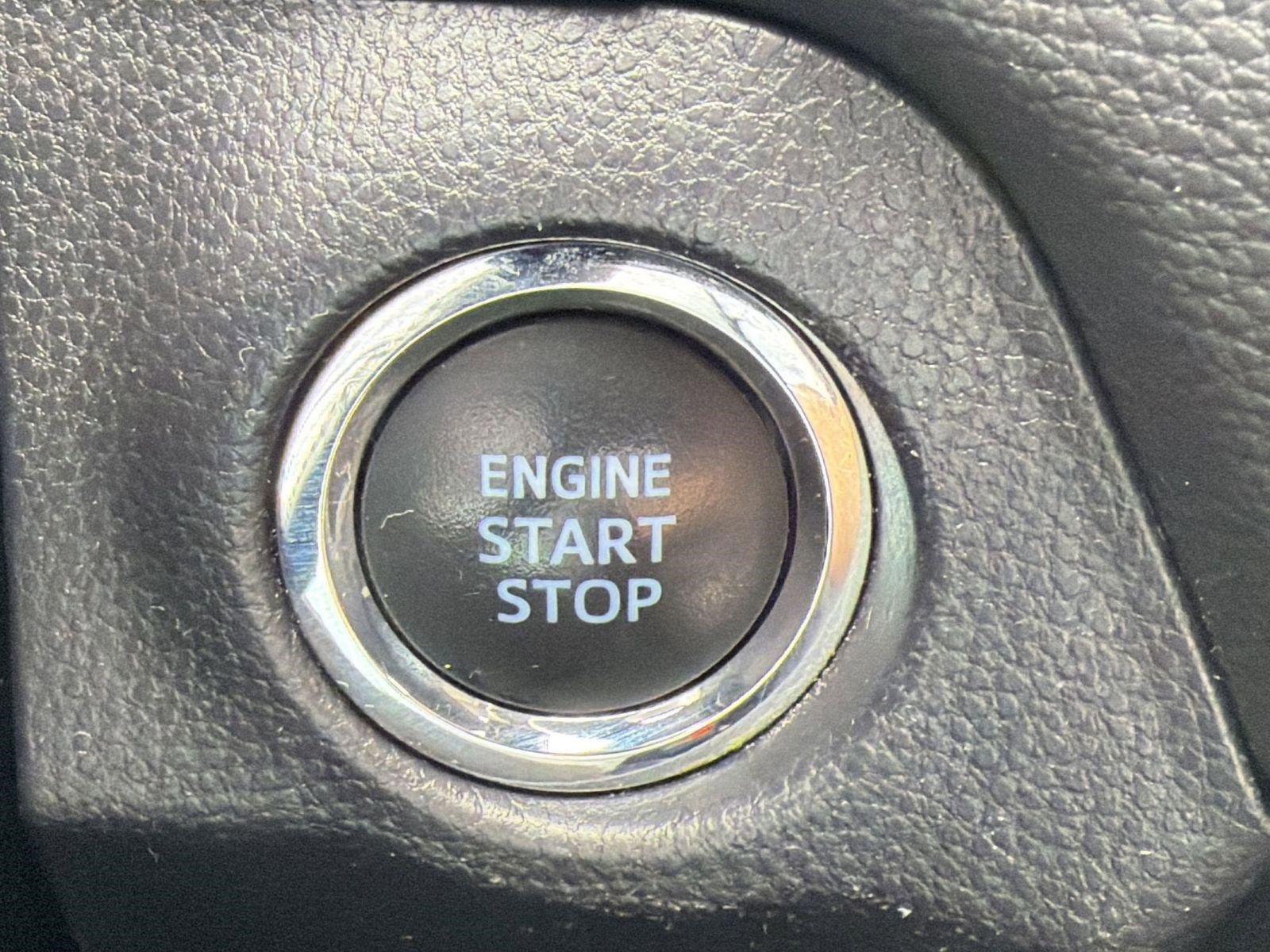 Used 2020 Toyota RAV4 XLE Premium image 23