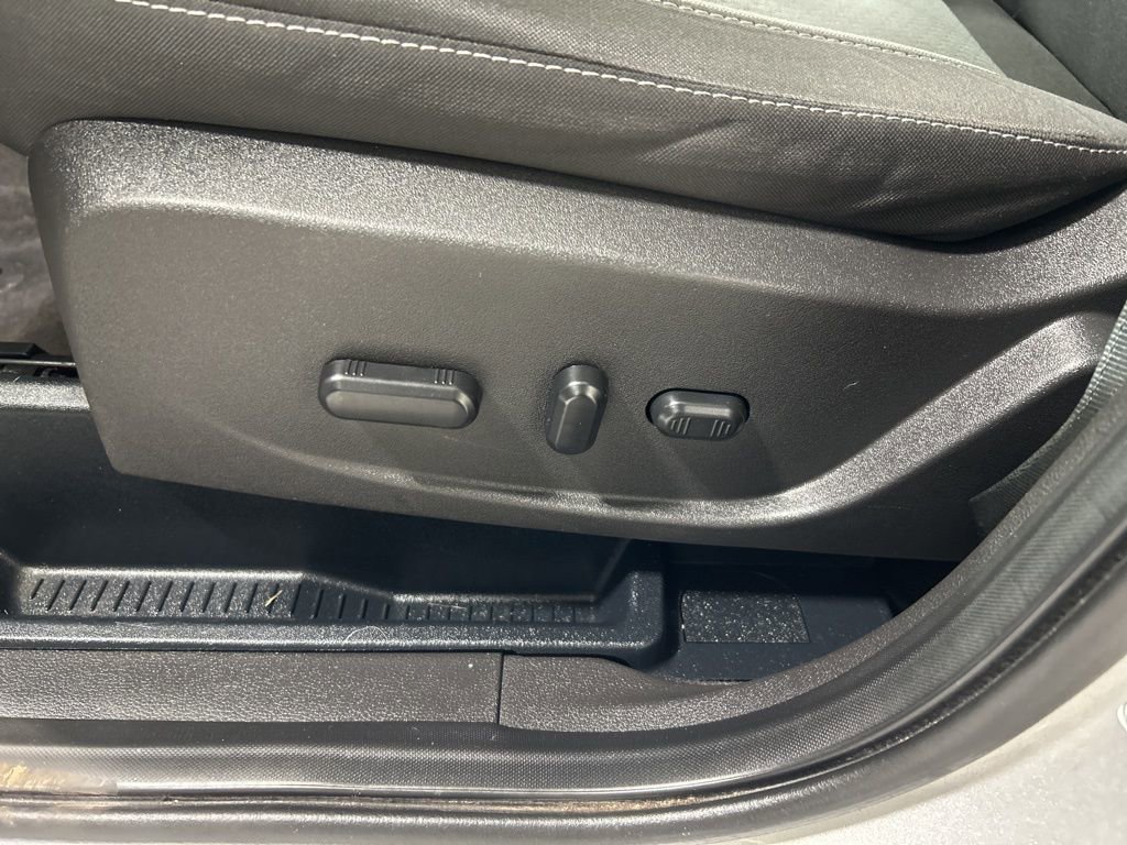 Certified 2017 Ford Escape SE w/ Equipment Group 201A AWD/4WD image 12