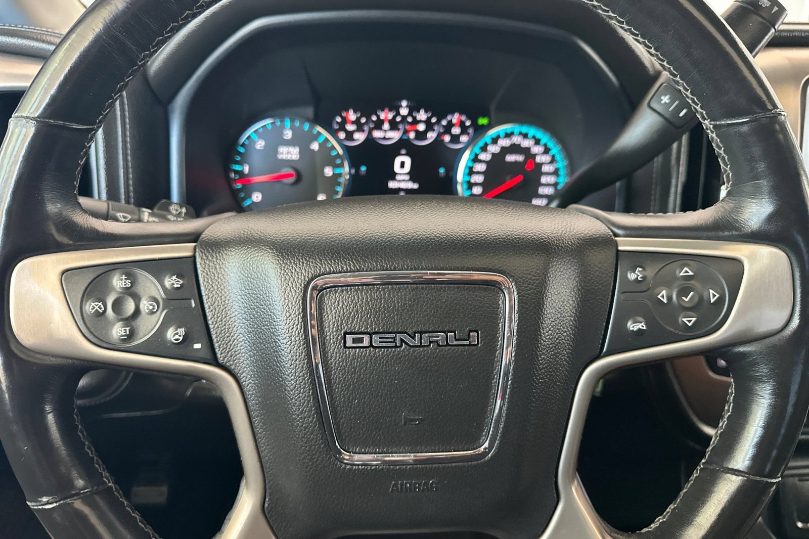 Used 2018 GMC Sierra 1500 Denali w/ Denali Ultimate Package AWD/4WD image 21