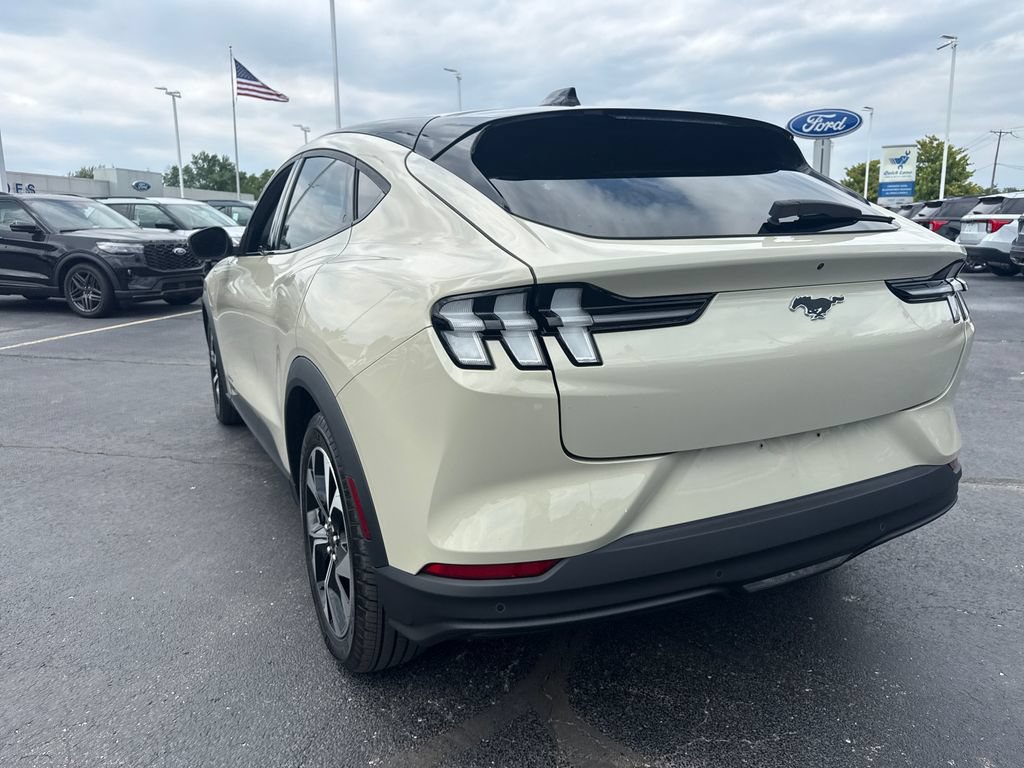 Used 2025 Ford Mustang Mach-E Select AWD/4WD image 11