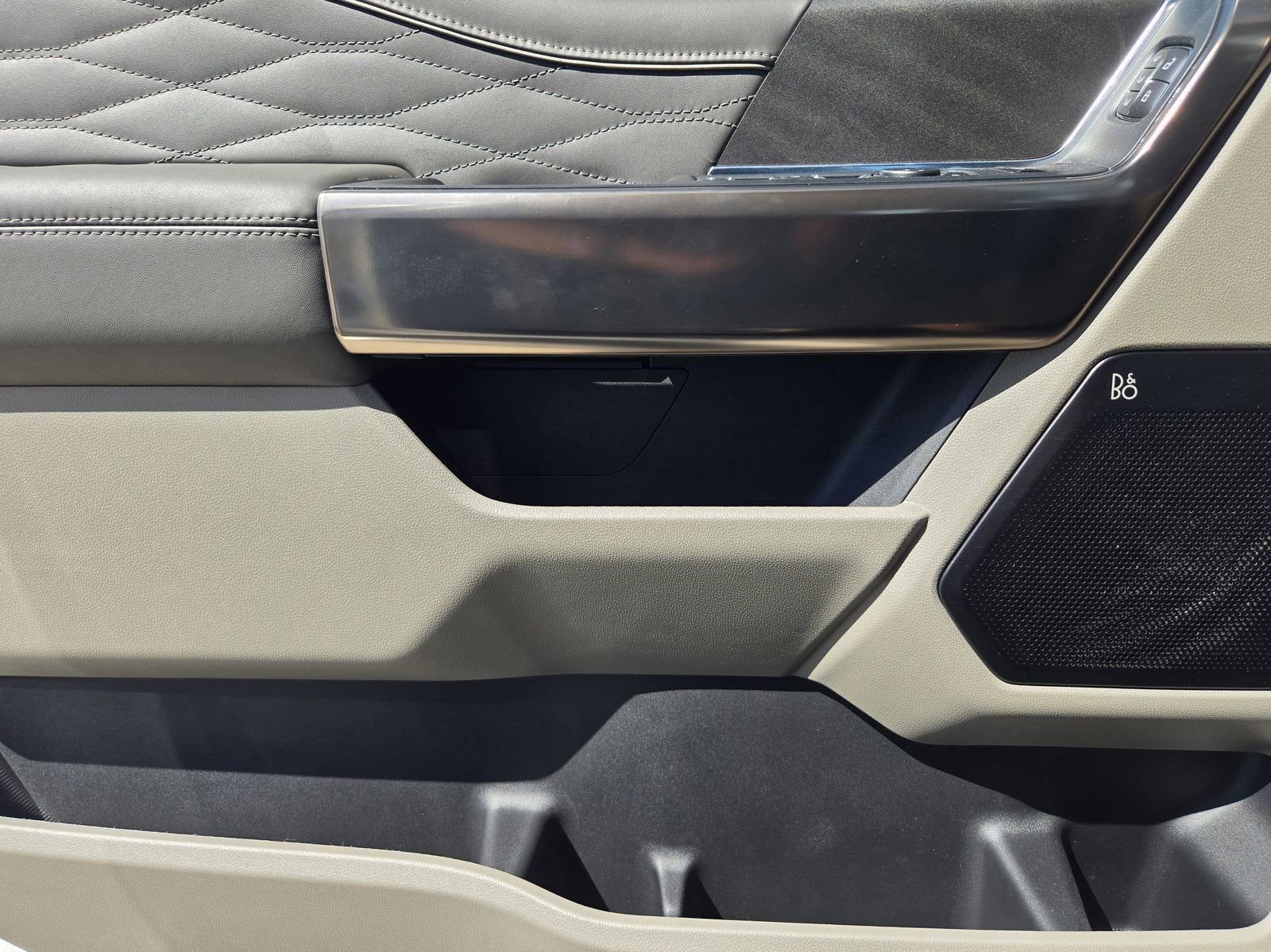 New 2026 Ford F350 Platinum w/ Platinum Plus Package image 23