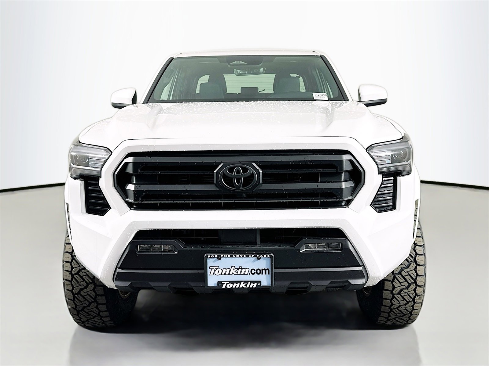 New 2025 Toyota Tacoma SR5 image 2