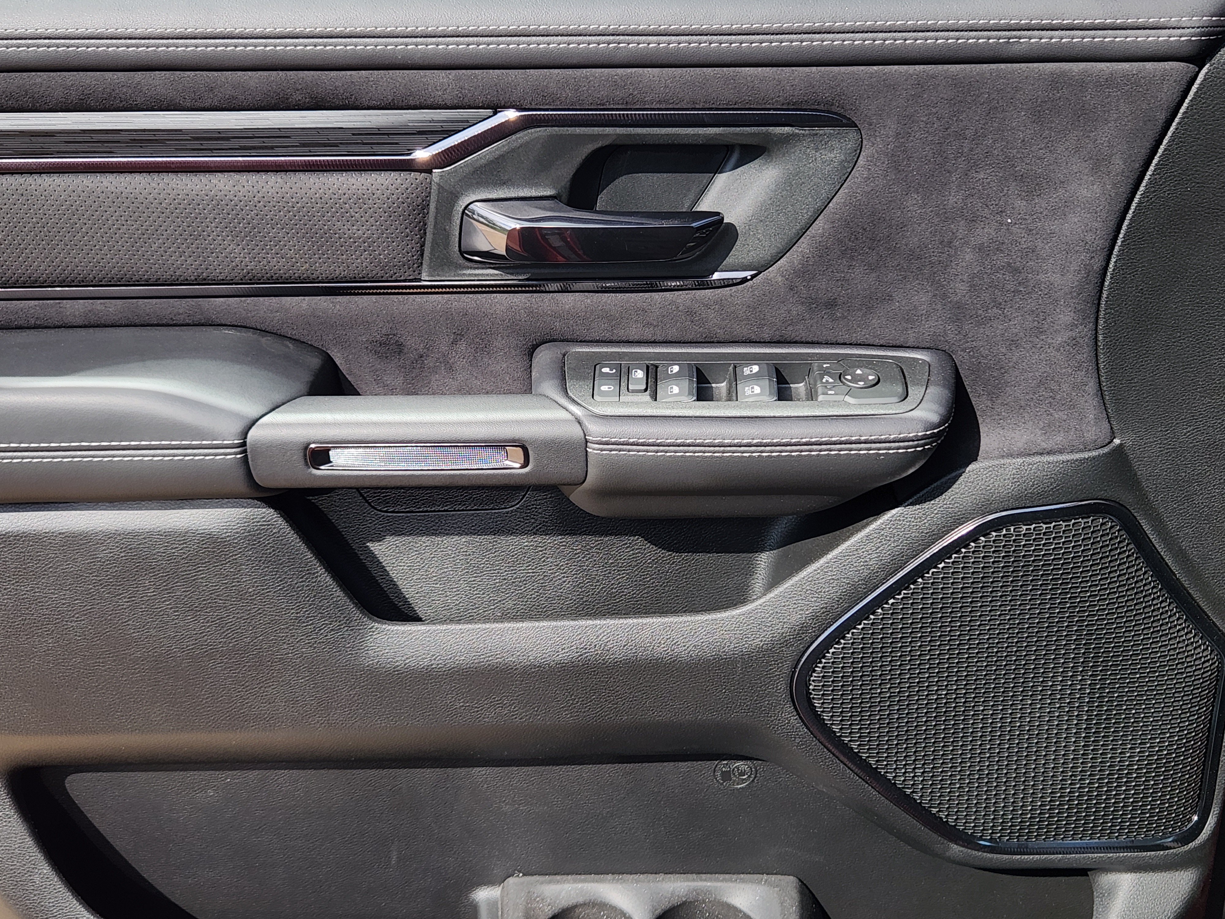 New 2026 RAM 1500 RHO AWD/4WD image 18