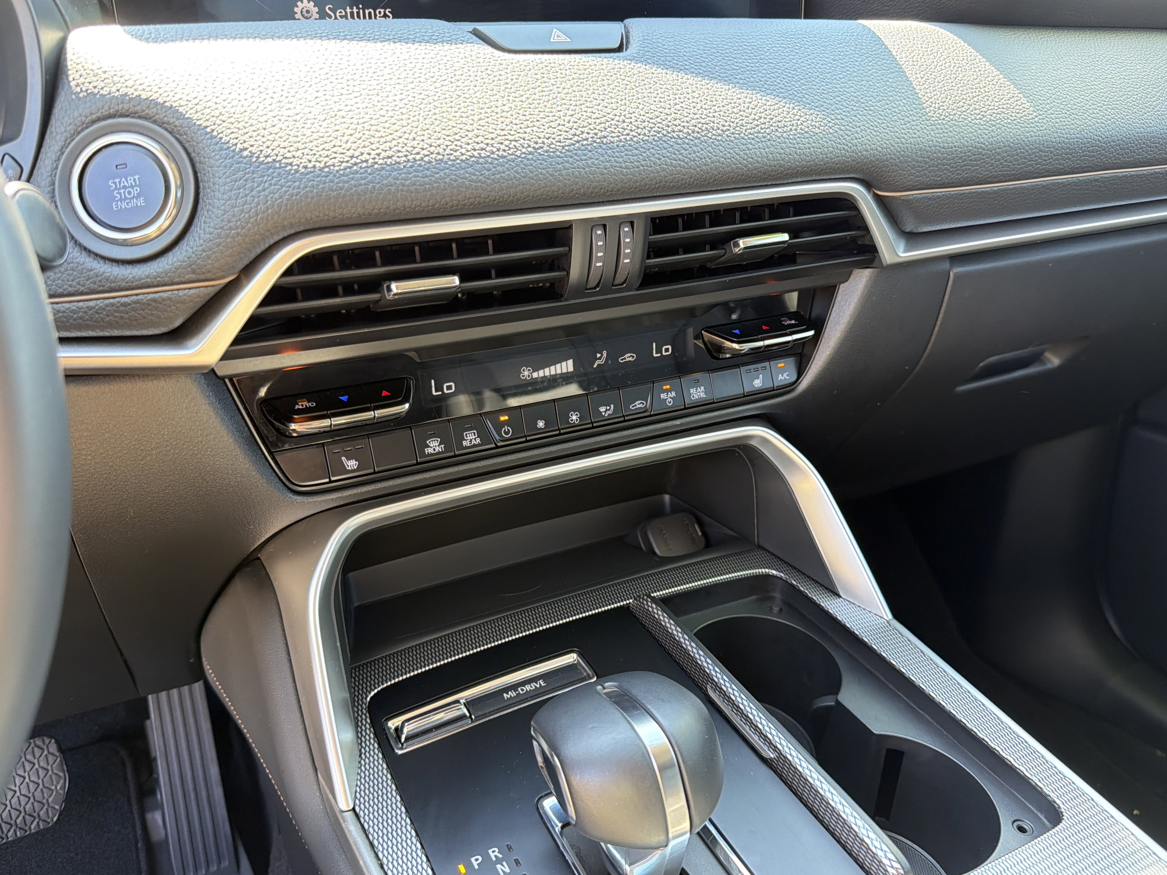 Used 2025 MAZDA CX-90 3.3 Turbo w/ Preferred Package image 8