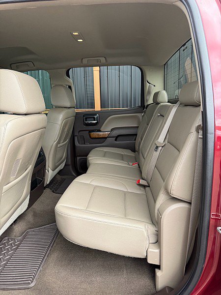 Used 2015 GMC Sierra 2500 SLT w/ Duramax Plus Package AWD/4WD image 10