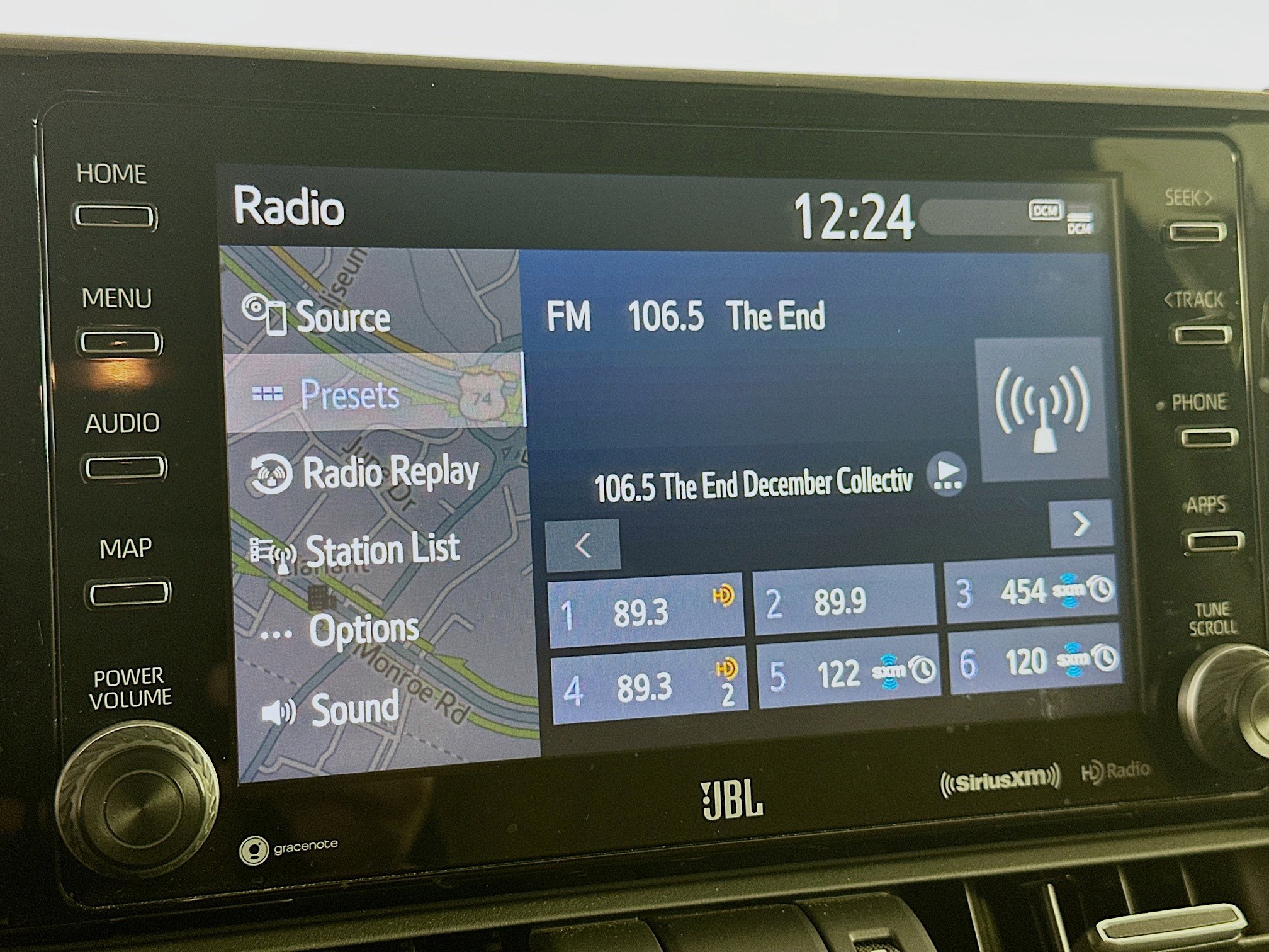 Used 2019 Toyota RAV4 Limited image 21