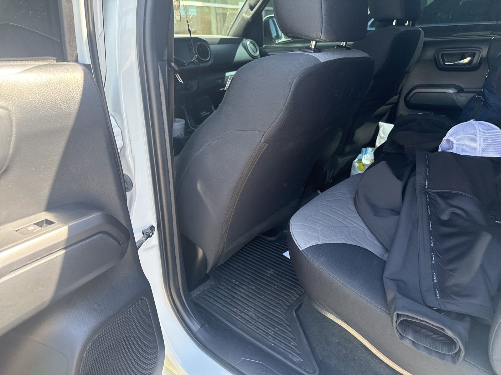 Used 2023 Toyota Tacoma TRD Sport image 6