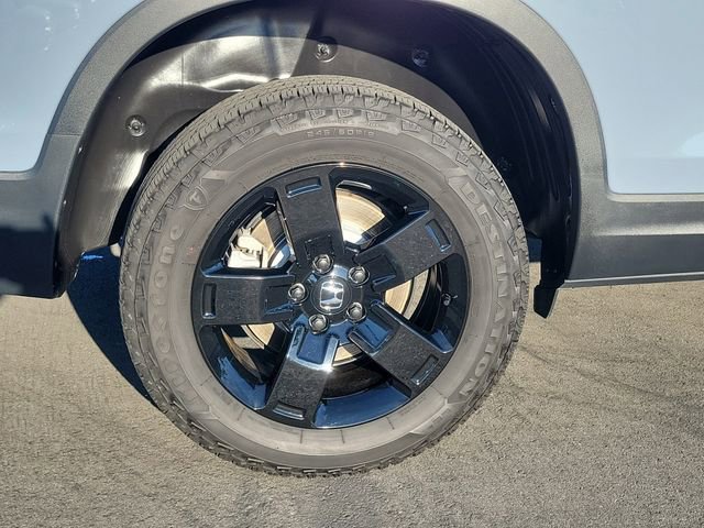 Certified 2025 Honda Ridgeline Black Edition image 6