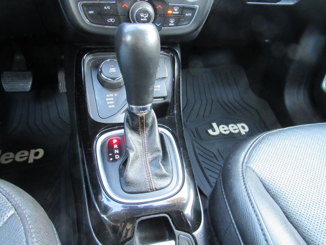 Used 2021 Jeep Compass Limited w/ Sun and Sound Group image 30
