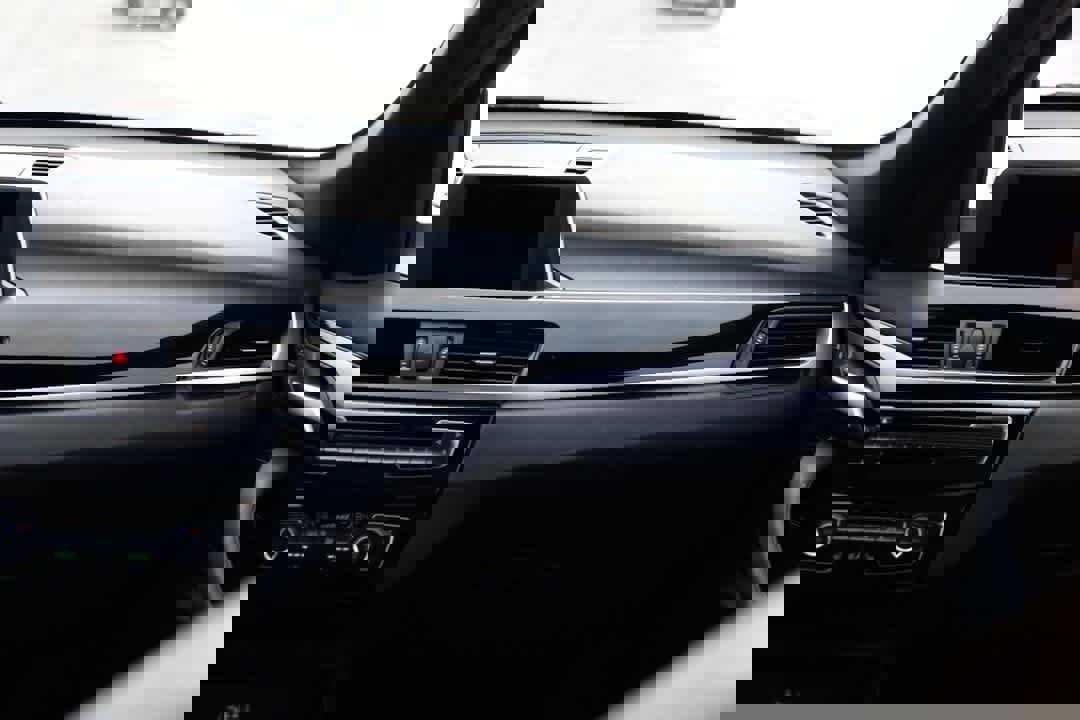 Used 2018 BMW X1 xDrive28i image 25