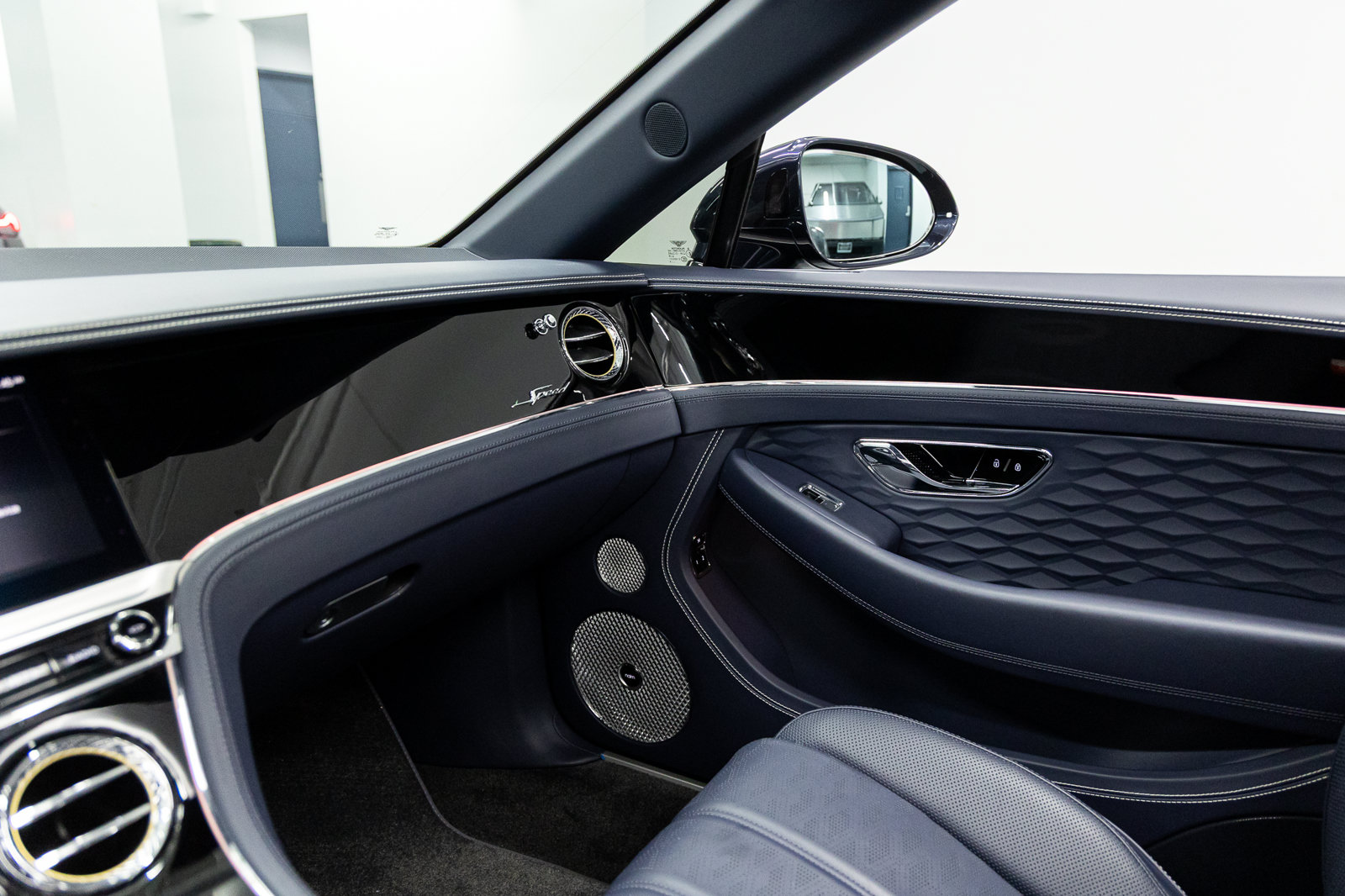 Certified 2025 Bentley Continental GT Speed w/ First Edition Specification AWD/4WD image 33