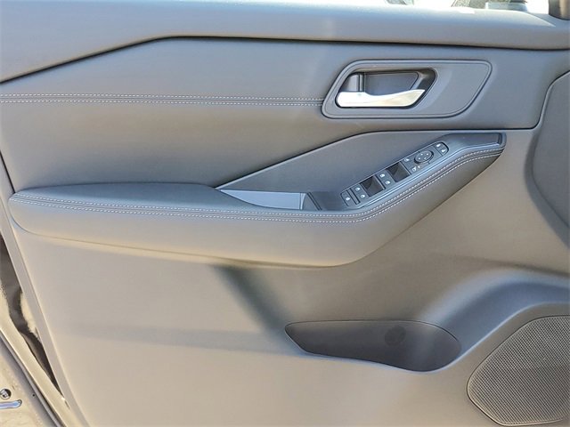 New 2026 Nissan Rogue SV w/ SV Premium Package image 10