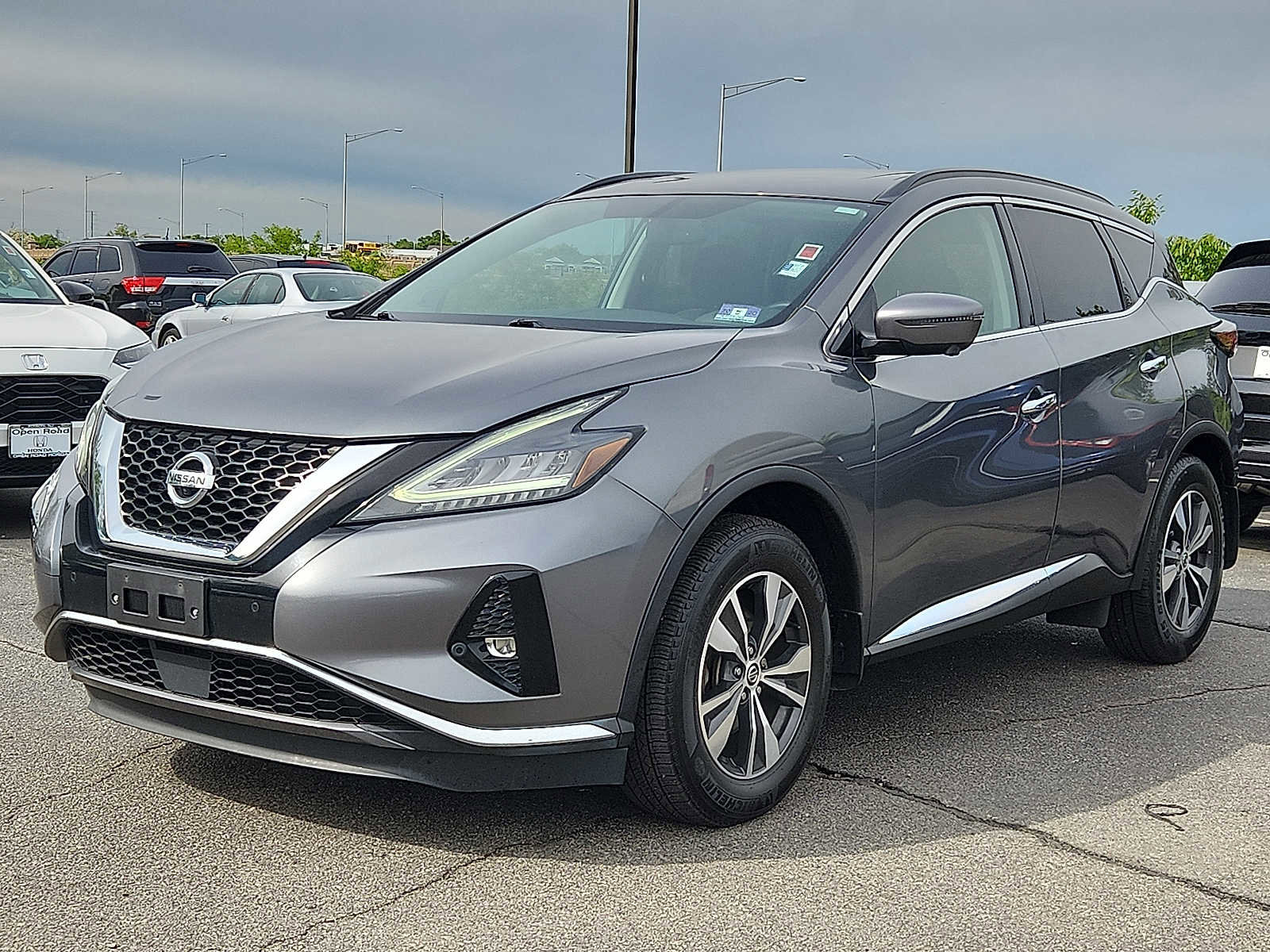 Used 2019 Nissan Murano SV w/ Premium Package AWD/4WD image 3