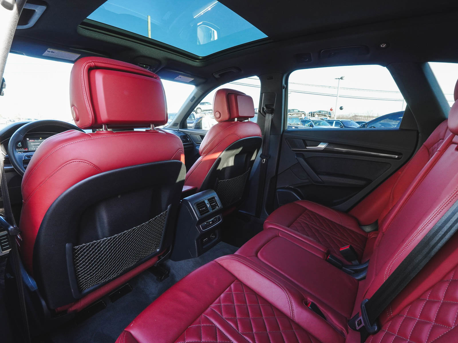 Used 2023 Audi SQ5 Premium Plus w/ Premium Plus Package image 31