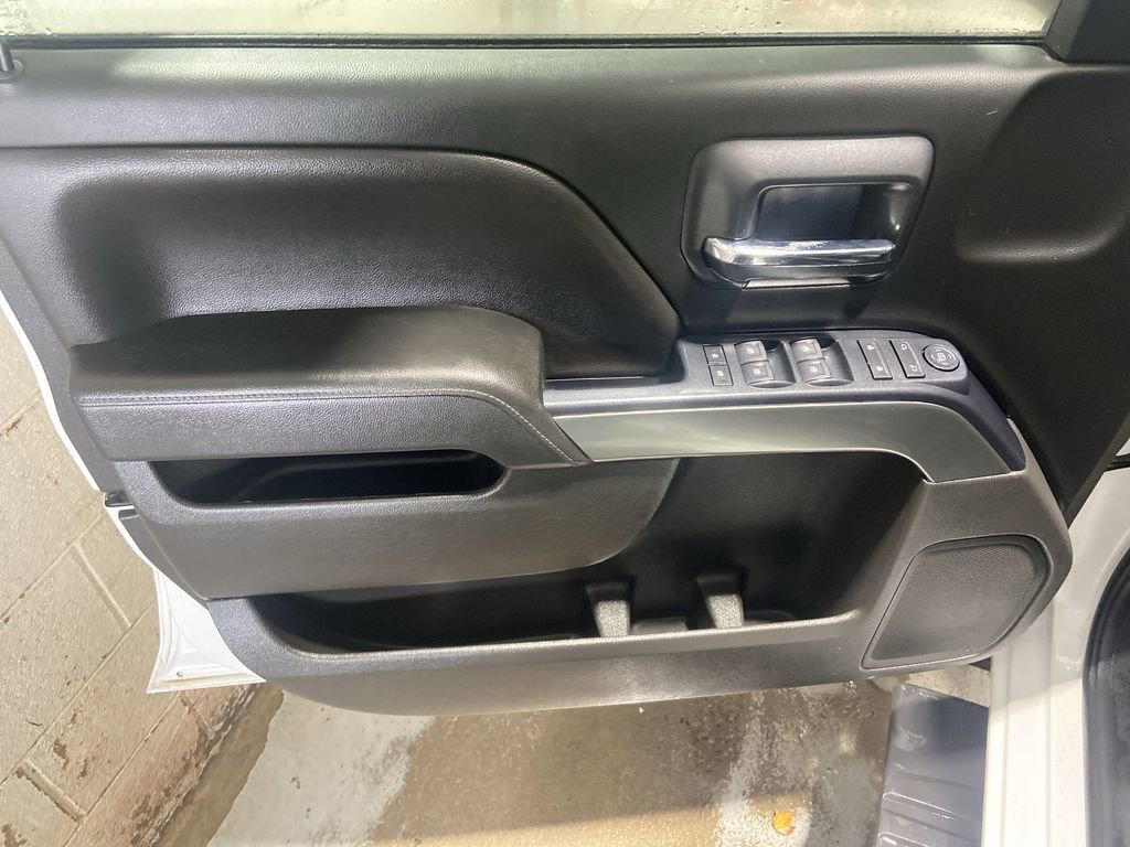Certified 2018 Chevrolet Silverado 1500 LT w/ All Star Edition AWD/4WD image 22